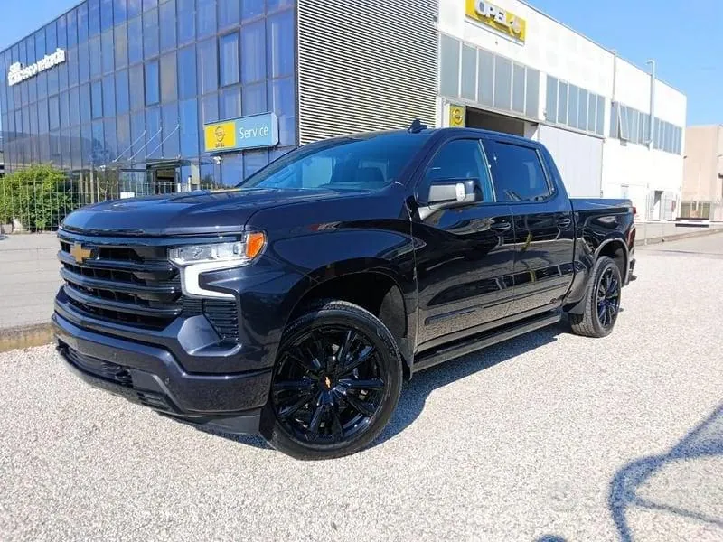 Chevrolet Silverado 2026 photo 4
