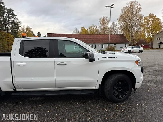 Chevrolet Silverado 2024 photo 5