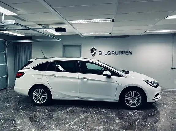 Opel Astra 2017 photo 4