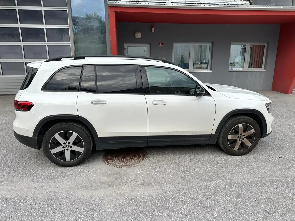 Mercedes-Benz Glb 2022 photo 2