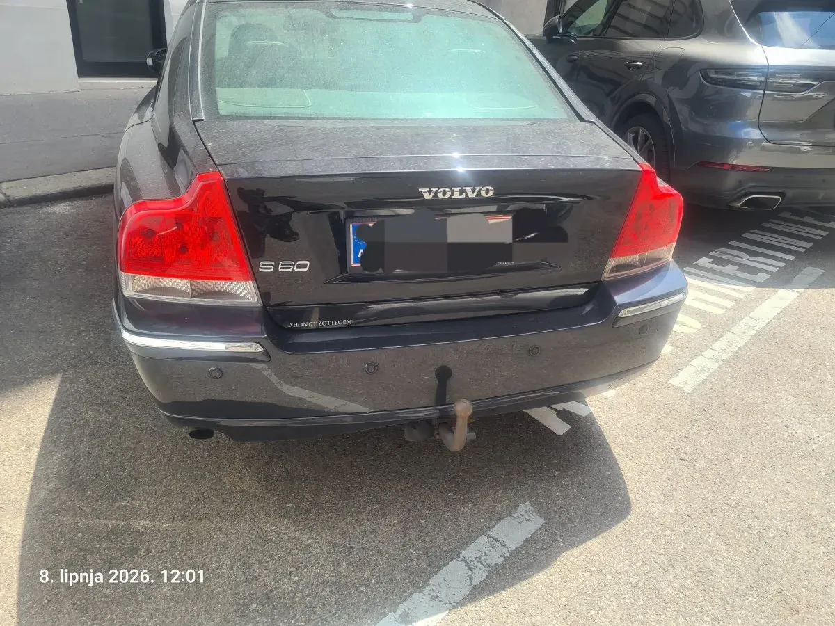 Volvo S60 2008 photo 3
