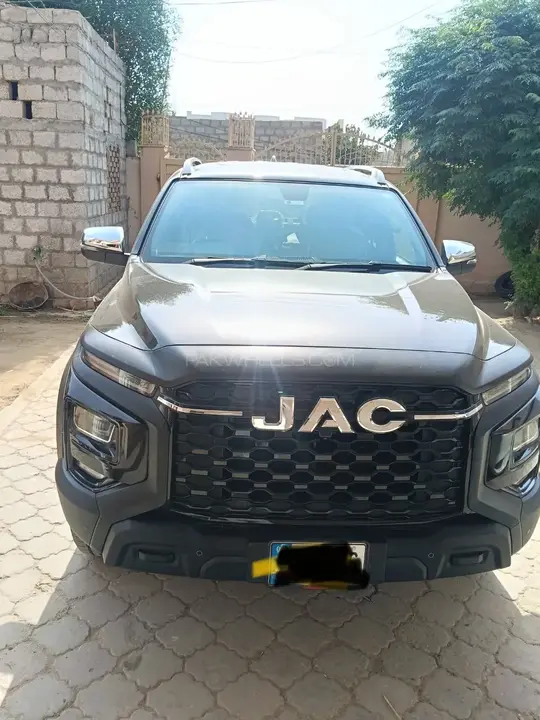 JAC T9