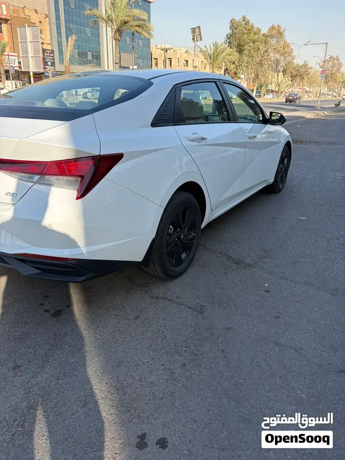 Hyundai Elantra 2021 photo 3