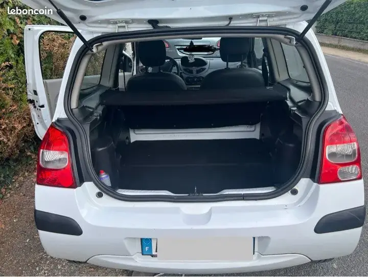 Renault Twingo 2010 photo 3