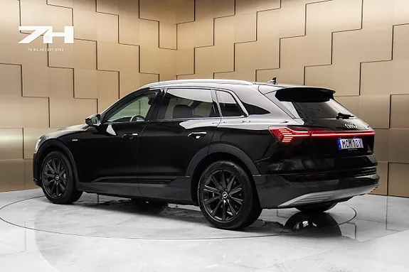 Audi E-Tron 2022 photo 3