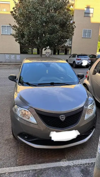 Lancia Ypsilon 2018 photo 3