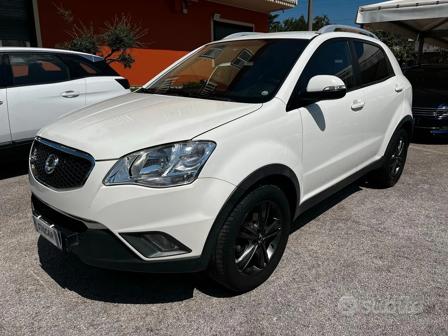 KG Mobility Korando 2011 photo 2