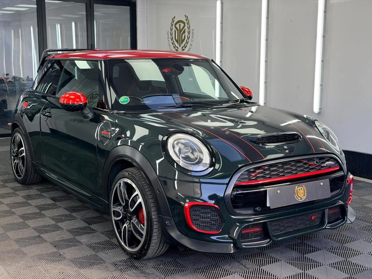 Mini Hatch