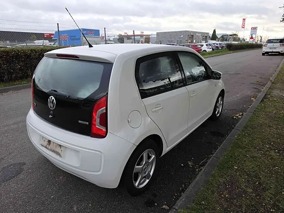 Volkswagen Up 2013 photo 3