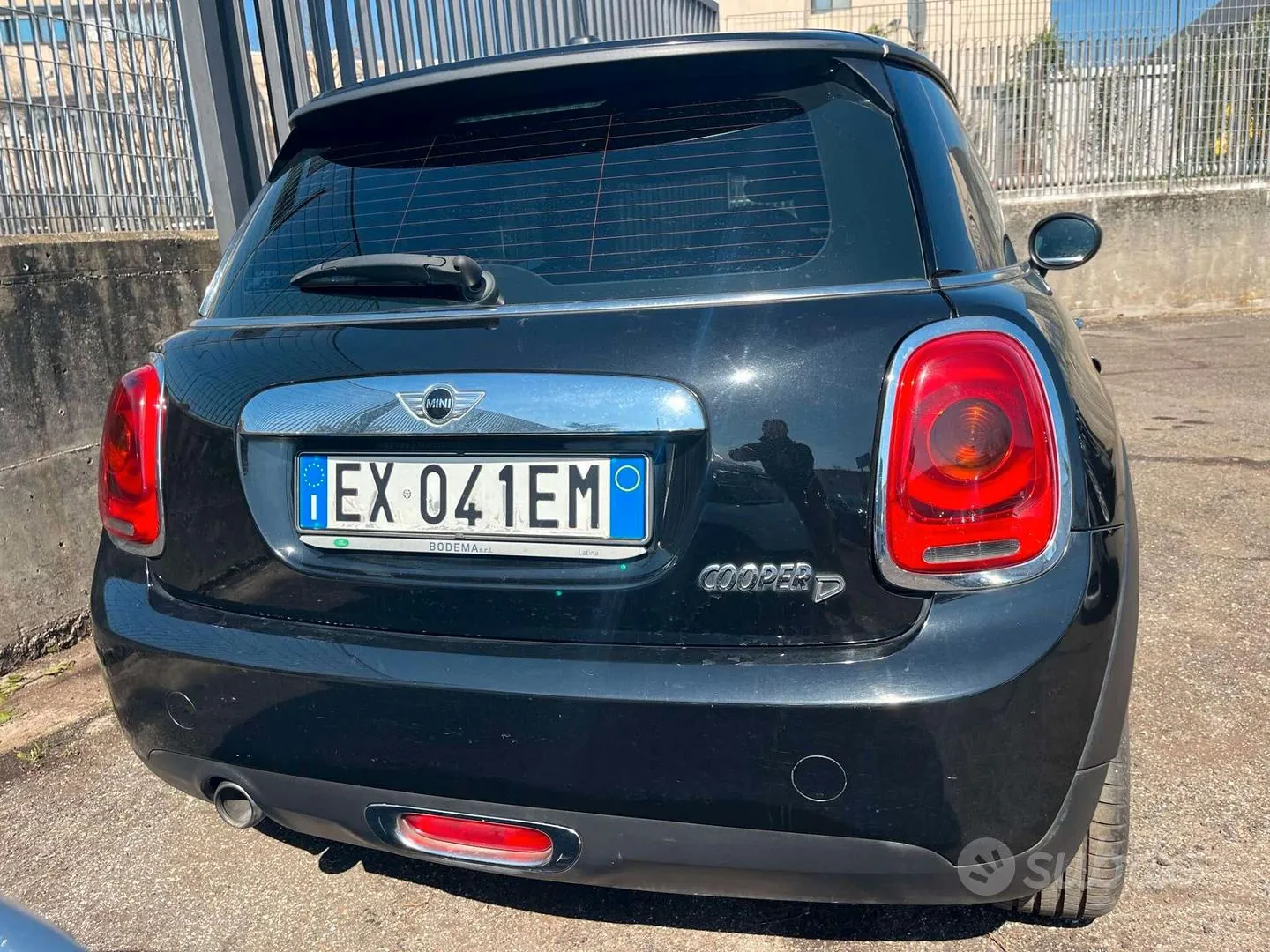 Mini 1.5 Cooper D 2014 photo 5