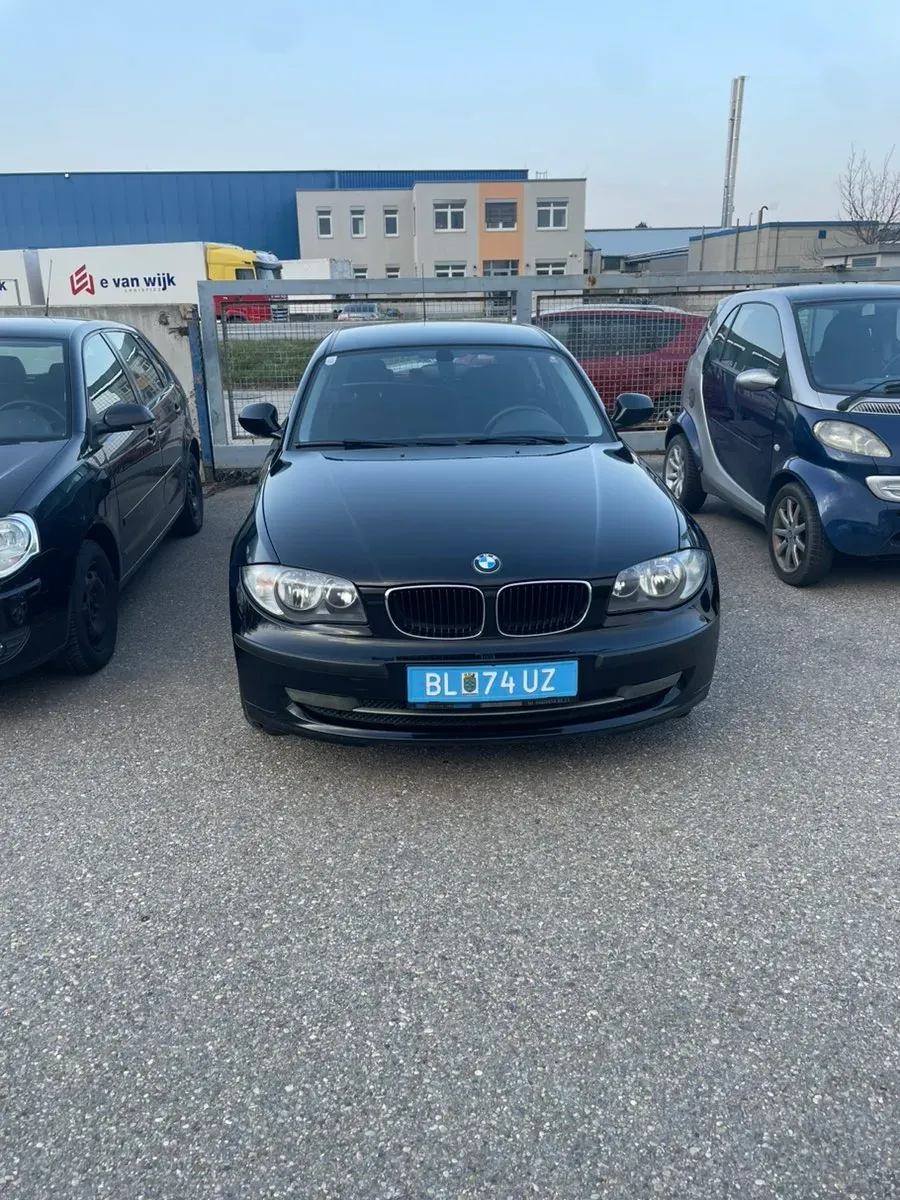 BMW 1 Series 2008 photo 2