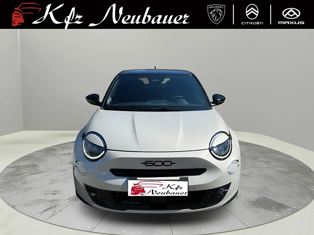 Fiat 600 2026 photo 2