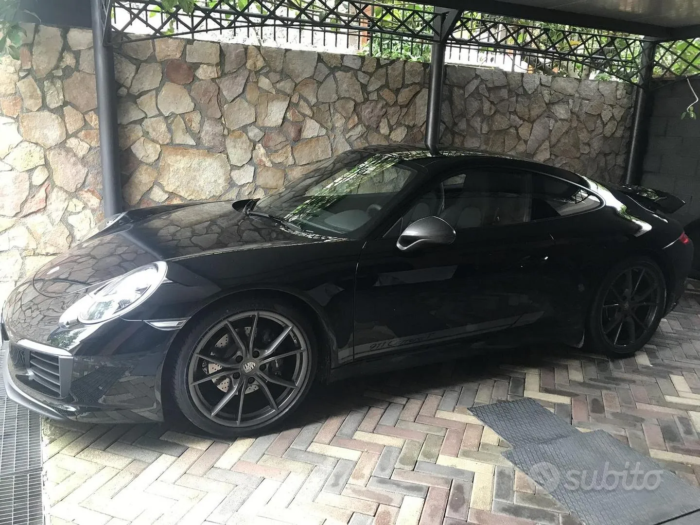 Porsche 911 2018 photo 2