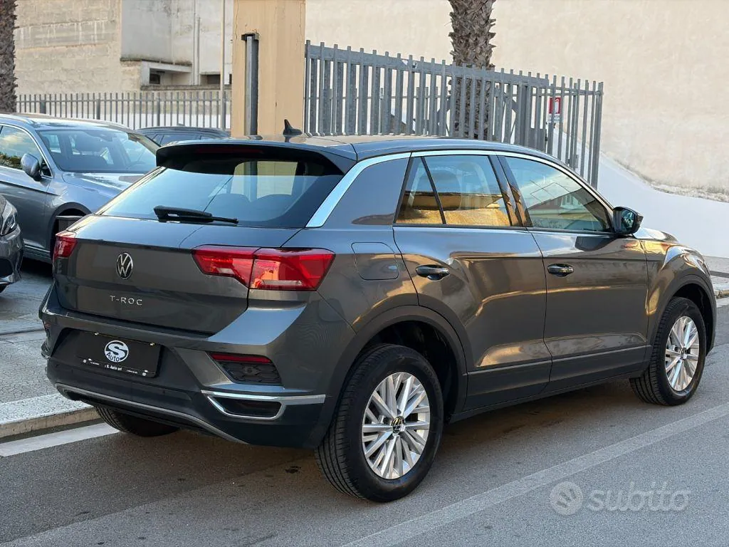 Volkswagen T-Roc 2020 photo 3