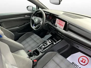 Volkswagen Golf 2022 photo 2