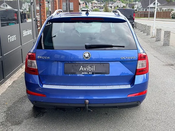 Skoda Octavia 2013 photo 4