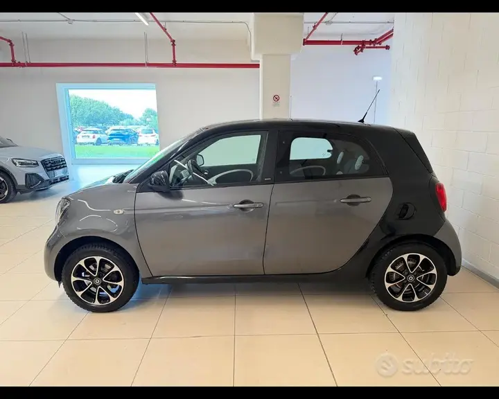 Smart Forfour 2016 photo 5