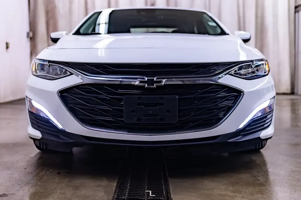 Chevrolet Malibu 2023 photo 5