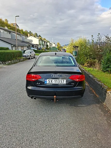 Audi A4 2011 photo 2
