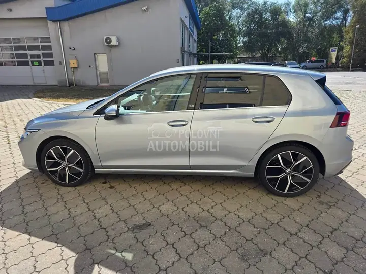 Volkswagen Golf 8