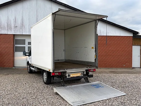 Ford Transit 350 L2 Chassis 2017 photo 5