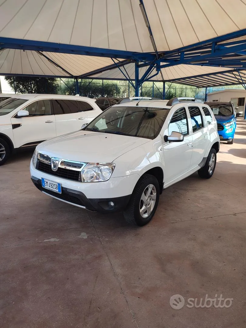 Dacia Duster 2012 photo 2