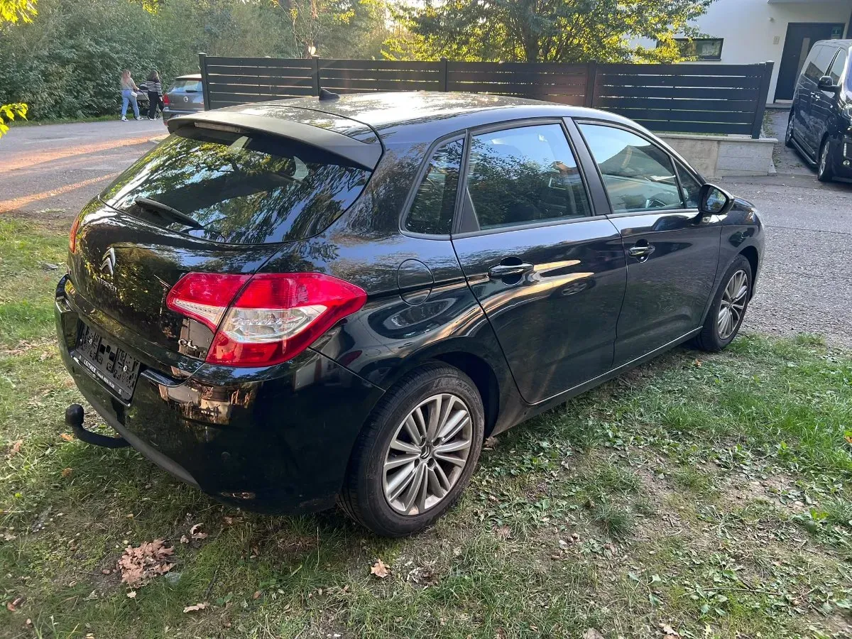 Citroen C4 2016 photo 2