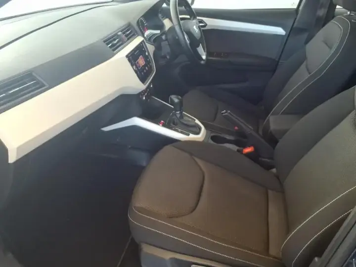 Seat Arona 2021 photo 5