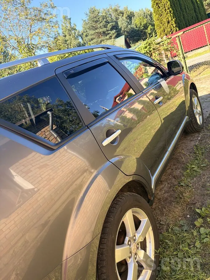 Mitsubishi Outlander 2006 photo 4