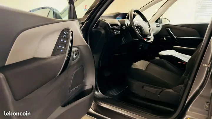 Citroen C4 Picasso 2018 photo 4