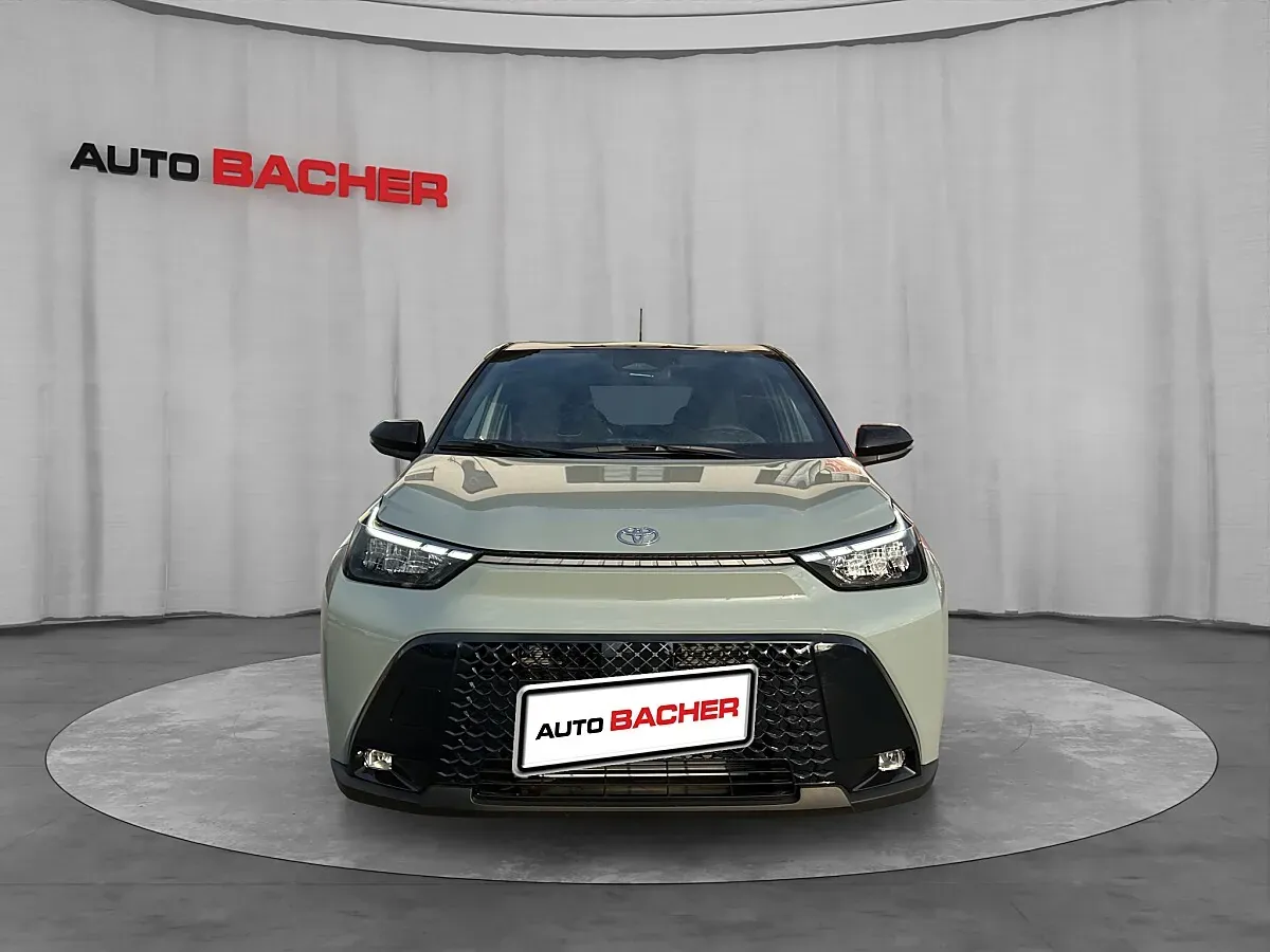Toyota Aygo X 1.5 Hybrid photo 2