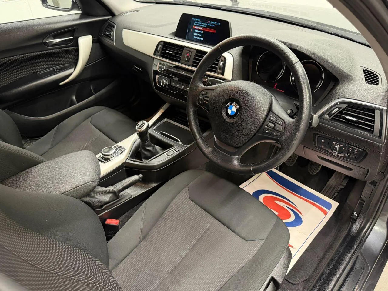 BMW 1 Series 2018 photo 3