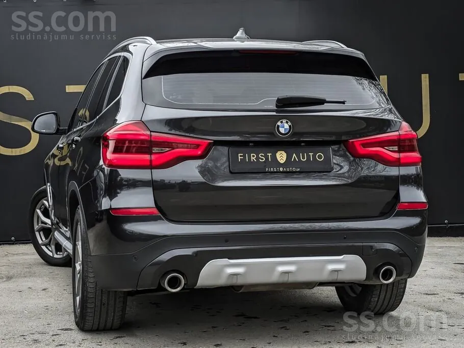 BMW X3 2018 photo 3