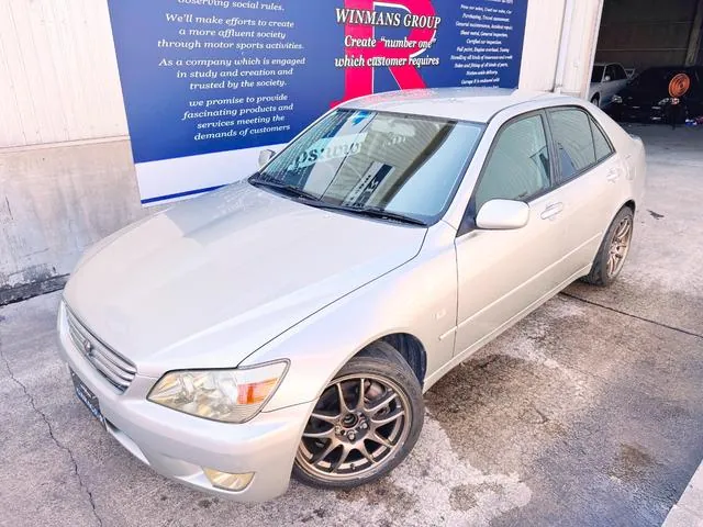 Toyota Altezza 1998 photo 3
