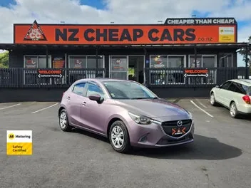 Mazda Demio 2014 photo 2