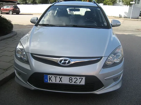 Hyundai I30 2011 photo 2