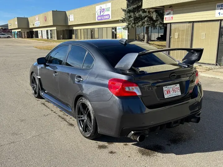 Subaru Wrx Sti 2016 photo 4