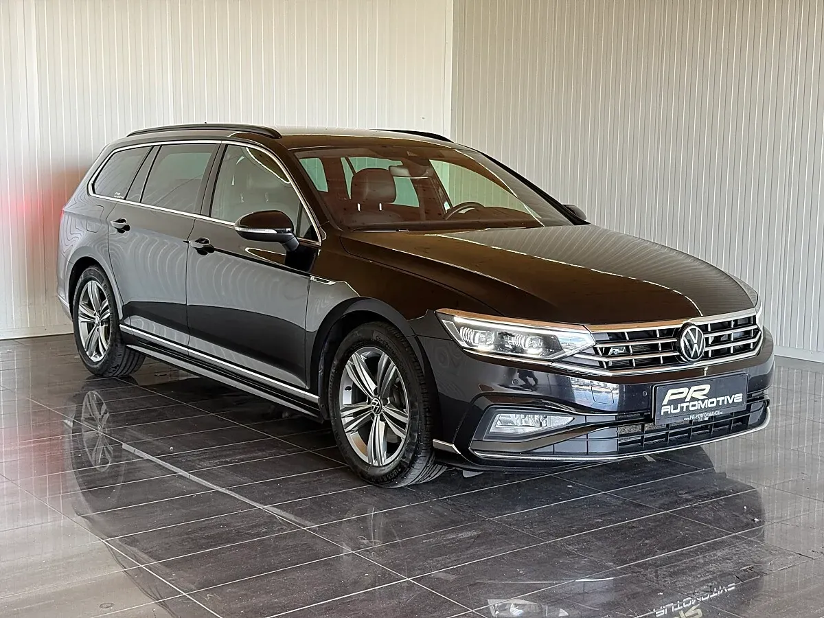 Volkswagen Passat 2023 photo 2