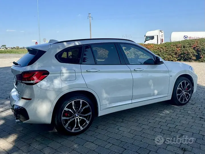 BMW X1 2021 photo 4