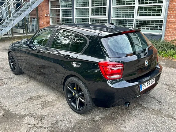 BMW 118D 2012 photo 3