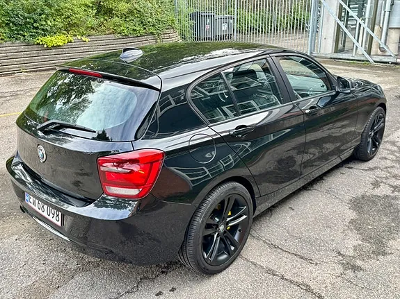 BMW 118D 2012 photo 4