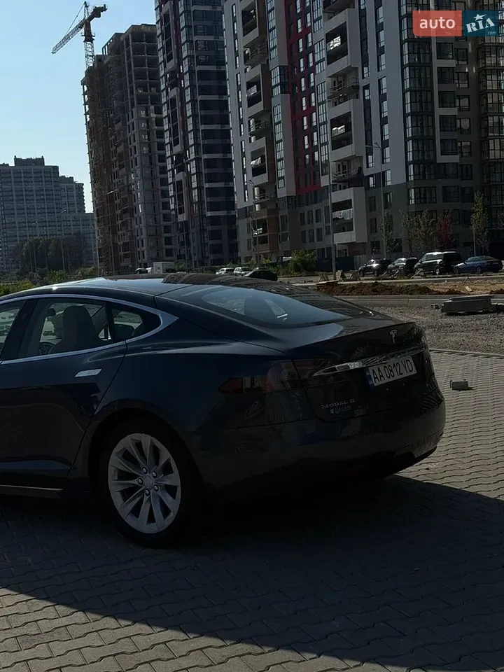 Tesla Model S 2016 photo 3