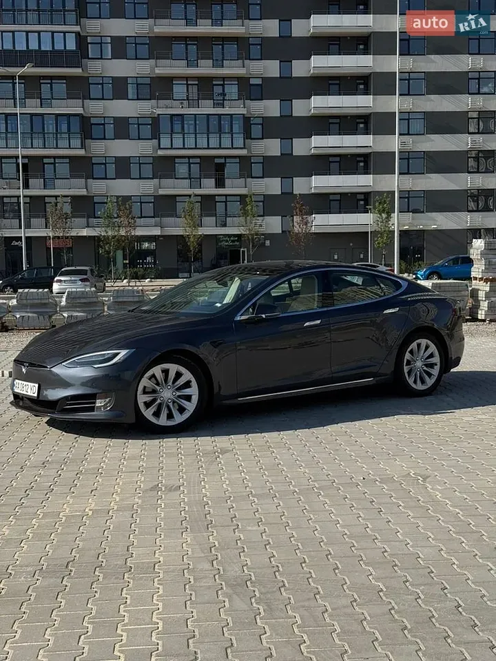 Tesla Model S 2016 photo 2