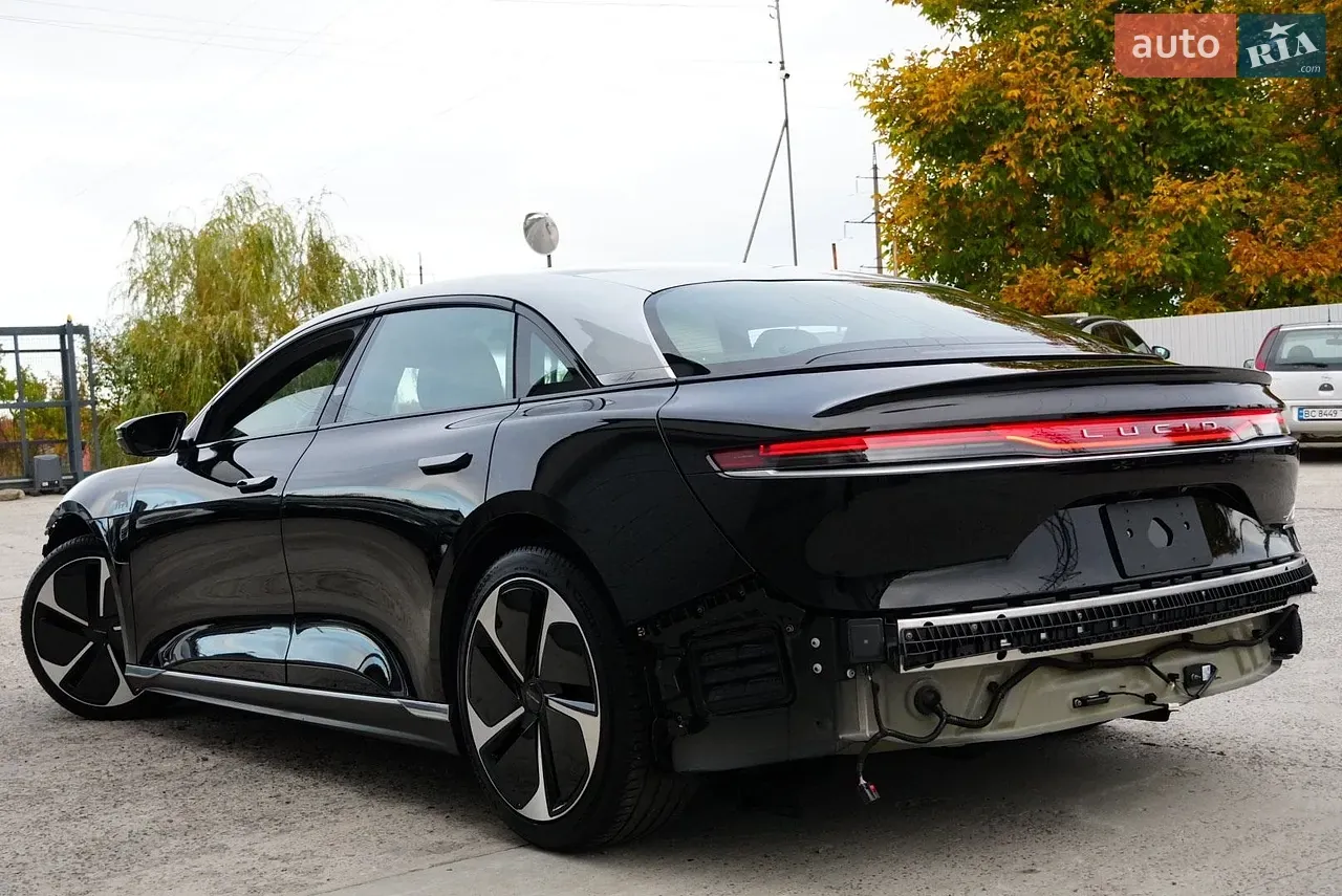 Lucid Air 2023 photo 5