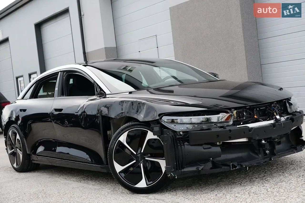 Lucid Air 2023 photo 3