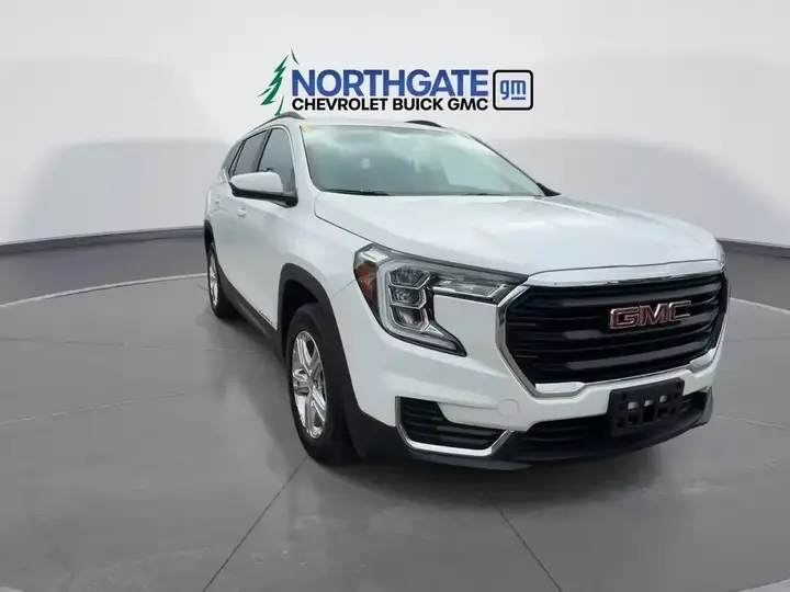 GMC Terrain 2024 photo 3
