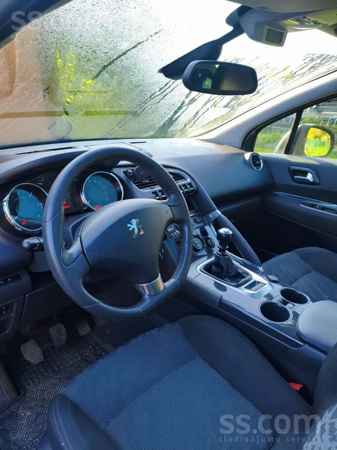Peugeot 3008 2010 photo 2