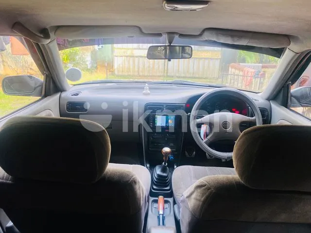 Nissan Sunny 1993 photo 3