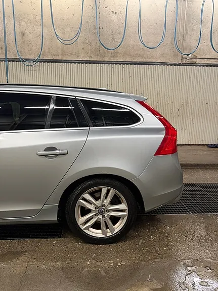 Volvo V60 2013 photo 3