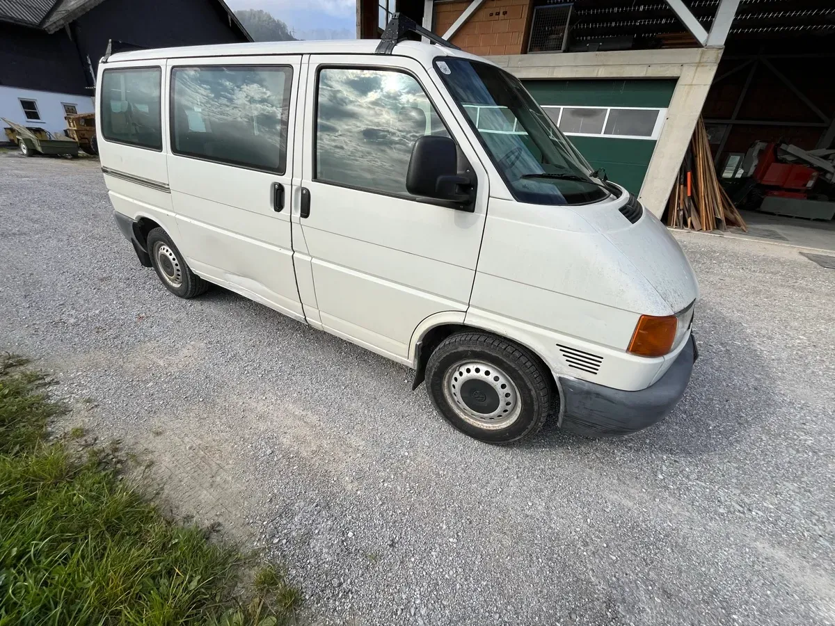 Volkswagen T4 2002 photo 3
